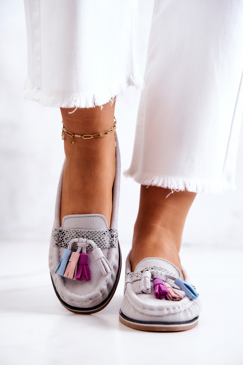 Zamszowe Mokasyny Damskie Z Frędzlami Szare Laressa - obrazek 5