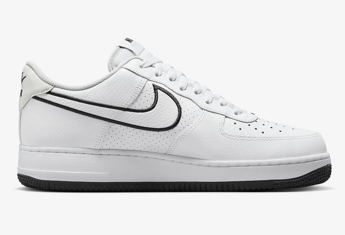 Nike Air Force 1 07 FJ4211-100 - buty białe - obrazek 2