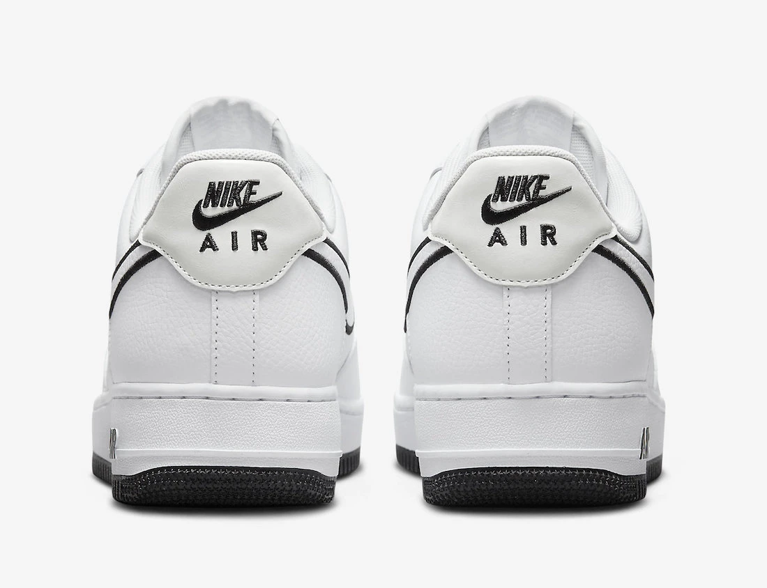 Nike Air Force 1 07 FJ4211-100 - buty białe - obrazek 4