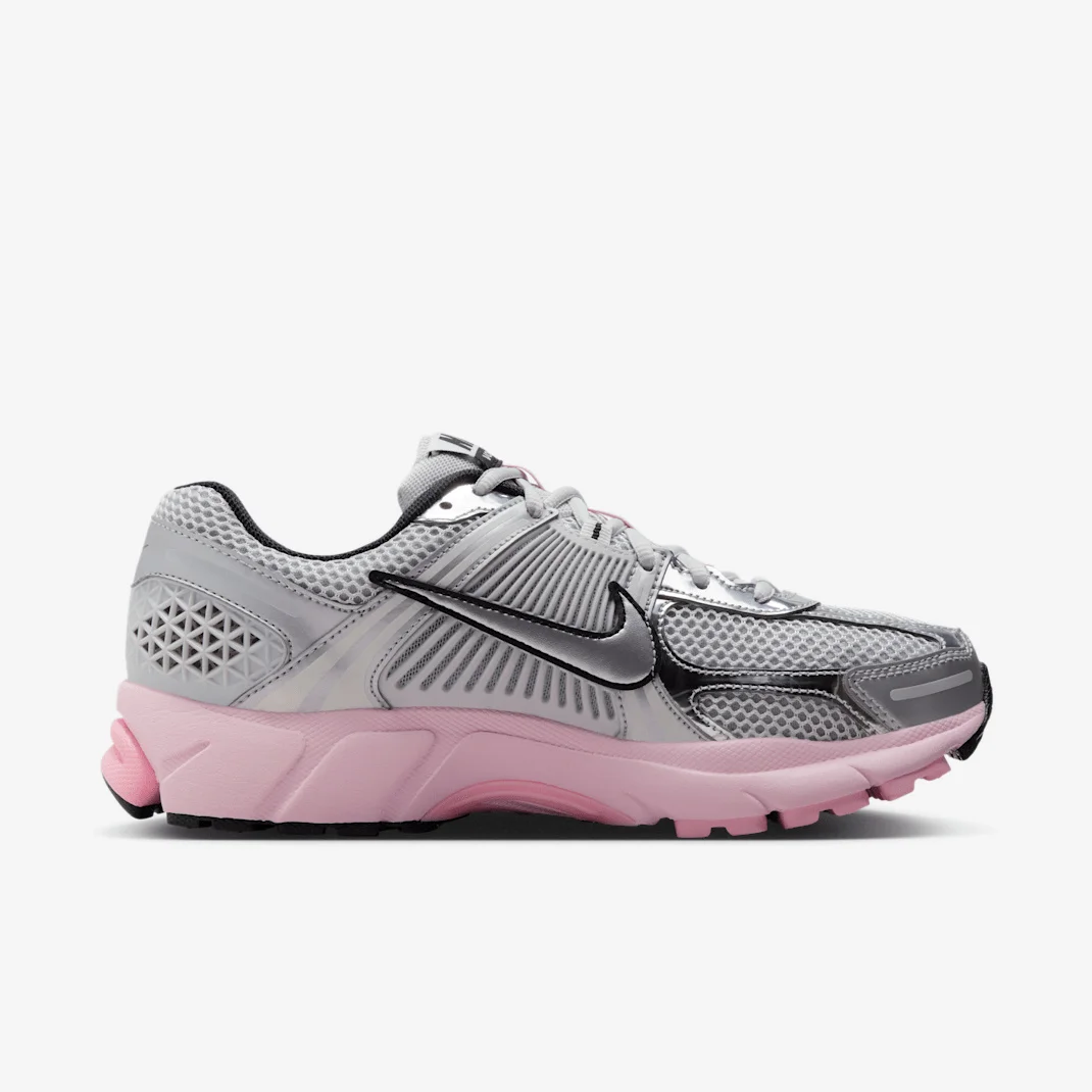 Nike Zoom Vomero 5 HF1877-001 - buty srebrno-różowe - obrazek 3