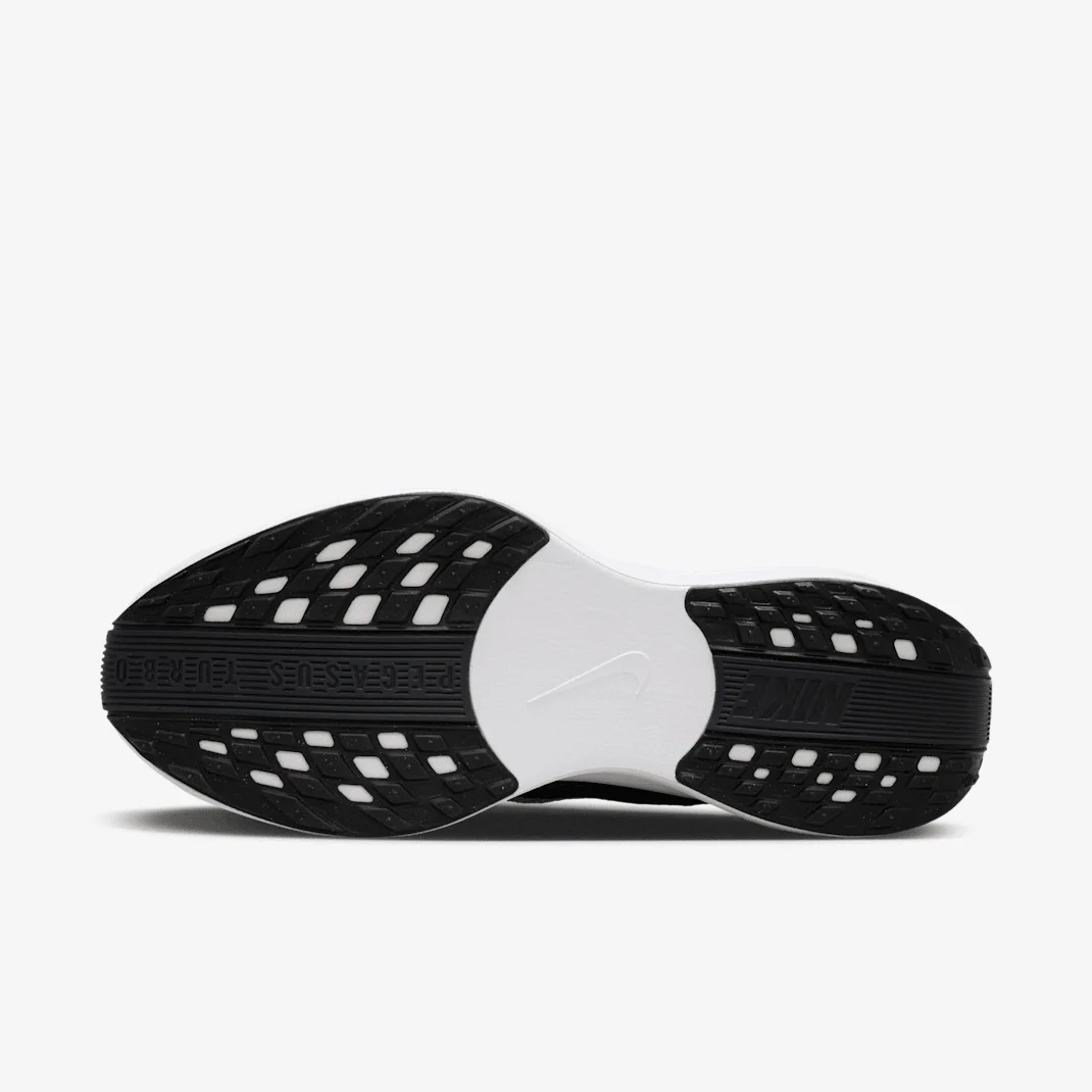 Nike Pegasus Plus FQ7262-002 - buty czarno-białe - obrazek 2
