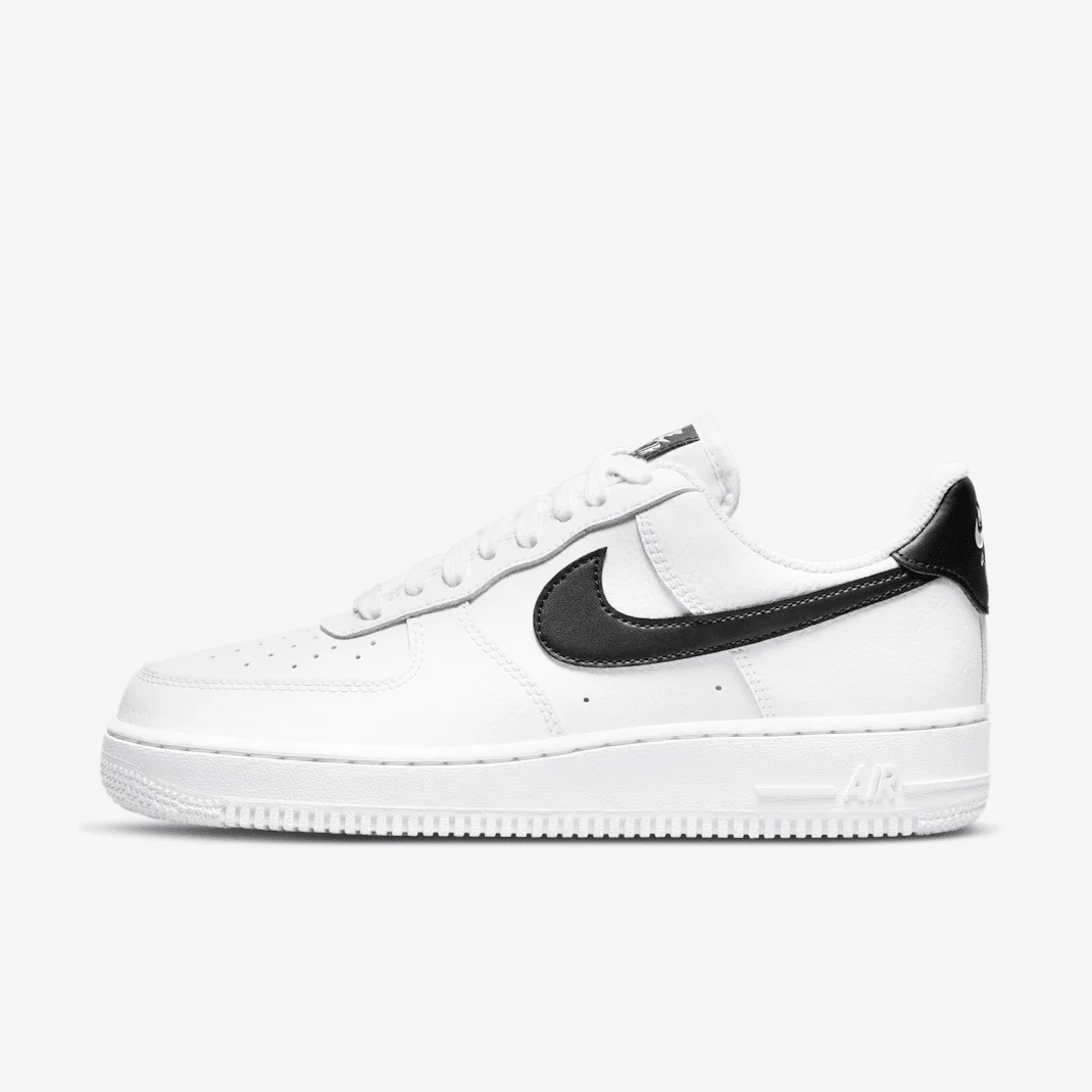 Nike Air Force 1 07 DD8959-103 - buty białe