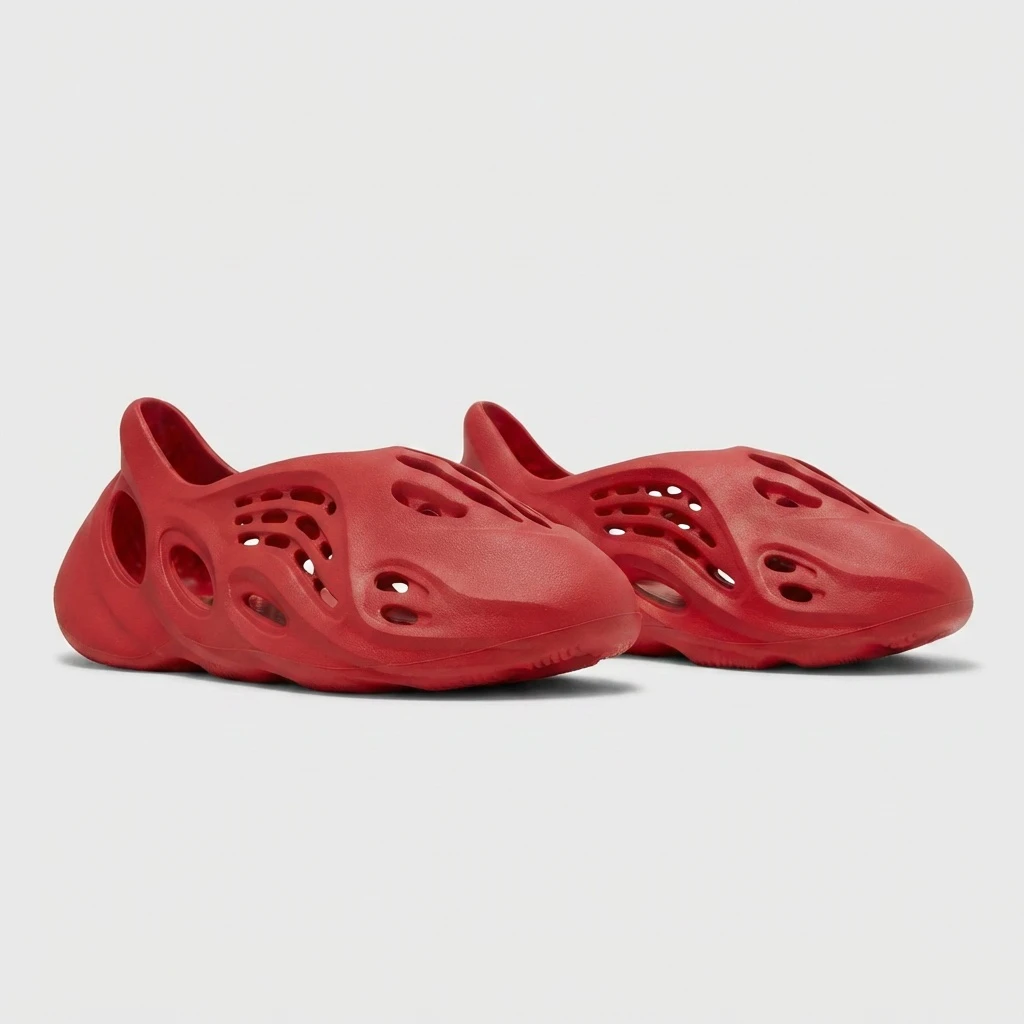 Adidas Yeezy Foam RNNR Vermillion GW3355 - buty czerwone
